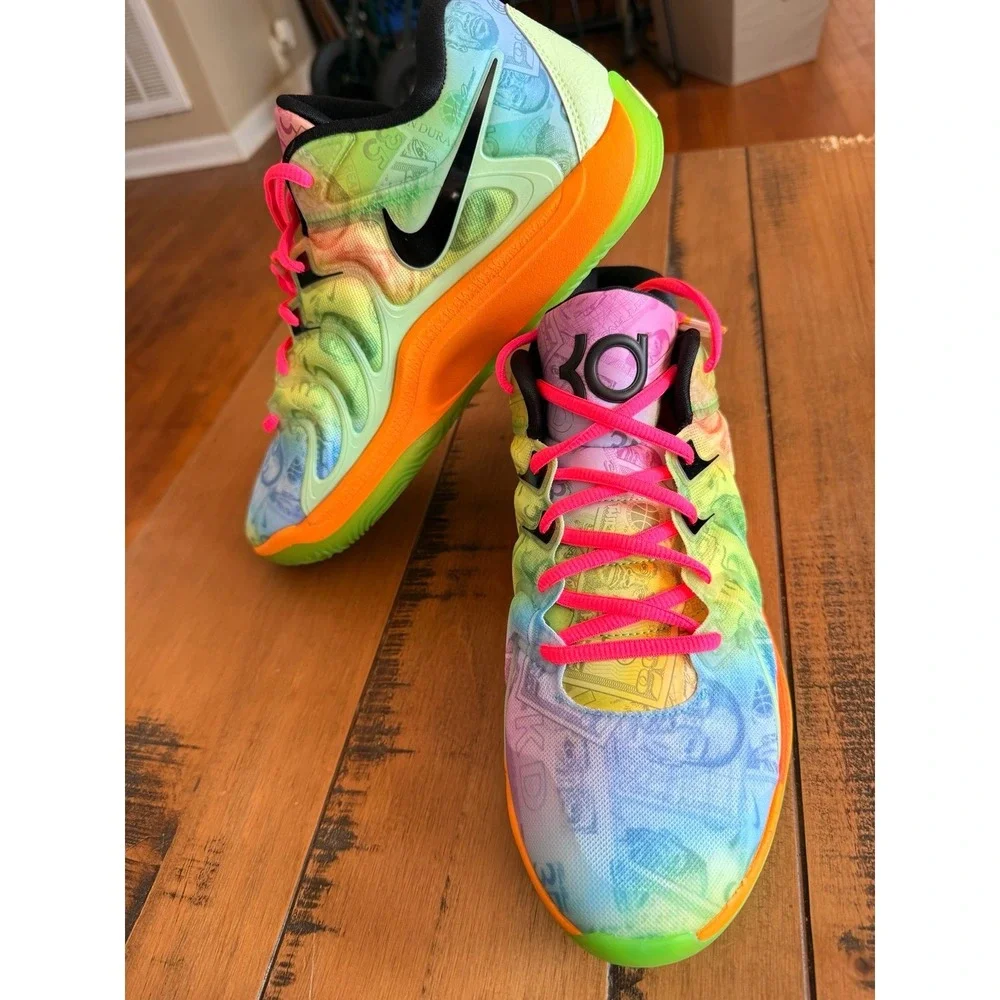 Nike while kevin